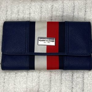 Tommy Hilfiger wallet